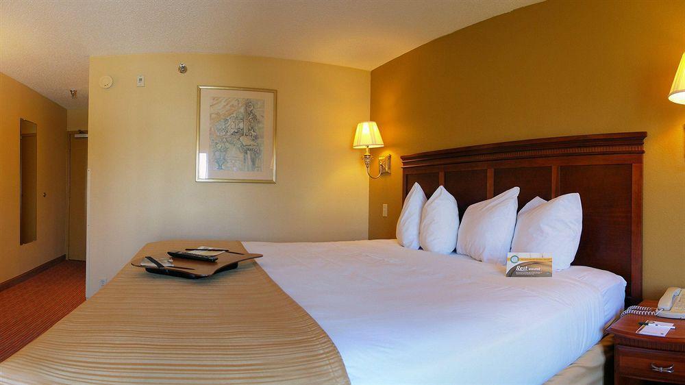 Surestay Plus Hotel By Best Western Durham Medical Center Экстерьер фото